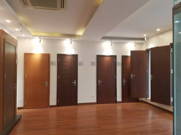 So sánh cửa nhựa composite và cửa nhôm xingfa