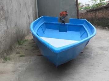 Thuyền nhựa composite giá rẻ - Chất lượng cao, bền bỉ, tiết kiệm chi phí